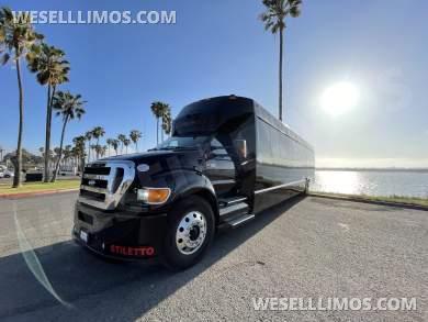 2011 Ford 750 Limo Bus with Restroom - Limo Bus for Sale in San Diego, CA - Photo 9