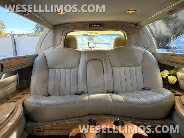 Limousine for Sale in Sarasota, FL - Photo 9