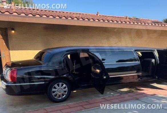 2003 Lincoln LM Limousine for Sale in Oceanside, CA - Photo 2