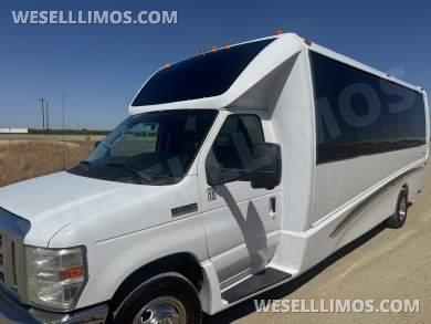2016 Grech Motors ford e450 Executive Shuttle - Executive Shuttle for Sale in Laguna Niguel, CA - Photo 3