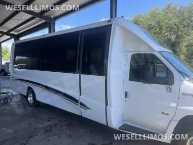 2016 Grech Motors ford e450 Executive Shuttle - Executive Shuttle for Sale in Laguna Niguel, CA - Photo 12