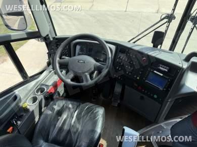 2016 Van Hool Van Hool CX45 Motorcoach - Motorcoach for Sale in Troy, MI - Photo 13