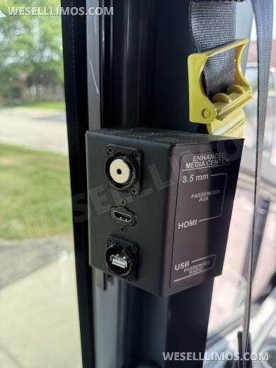 2016 Van Hool Van Hool CX45 Motorcoach - Motorcoach for Sale in Troy, MI - Photo 14