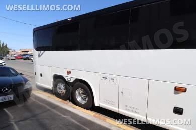 2019 MCI J4500 Motorcoach - Motorcoach for Sale in Anaheim, California, United States - Photo 32