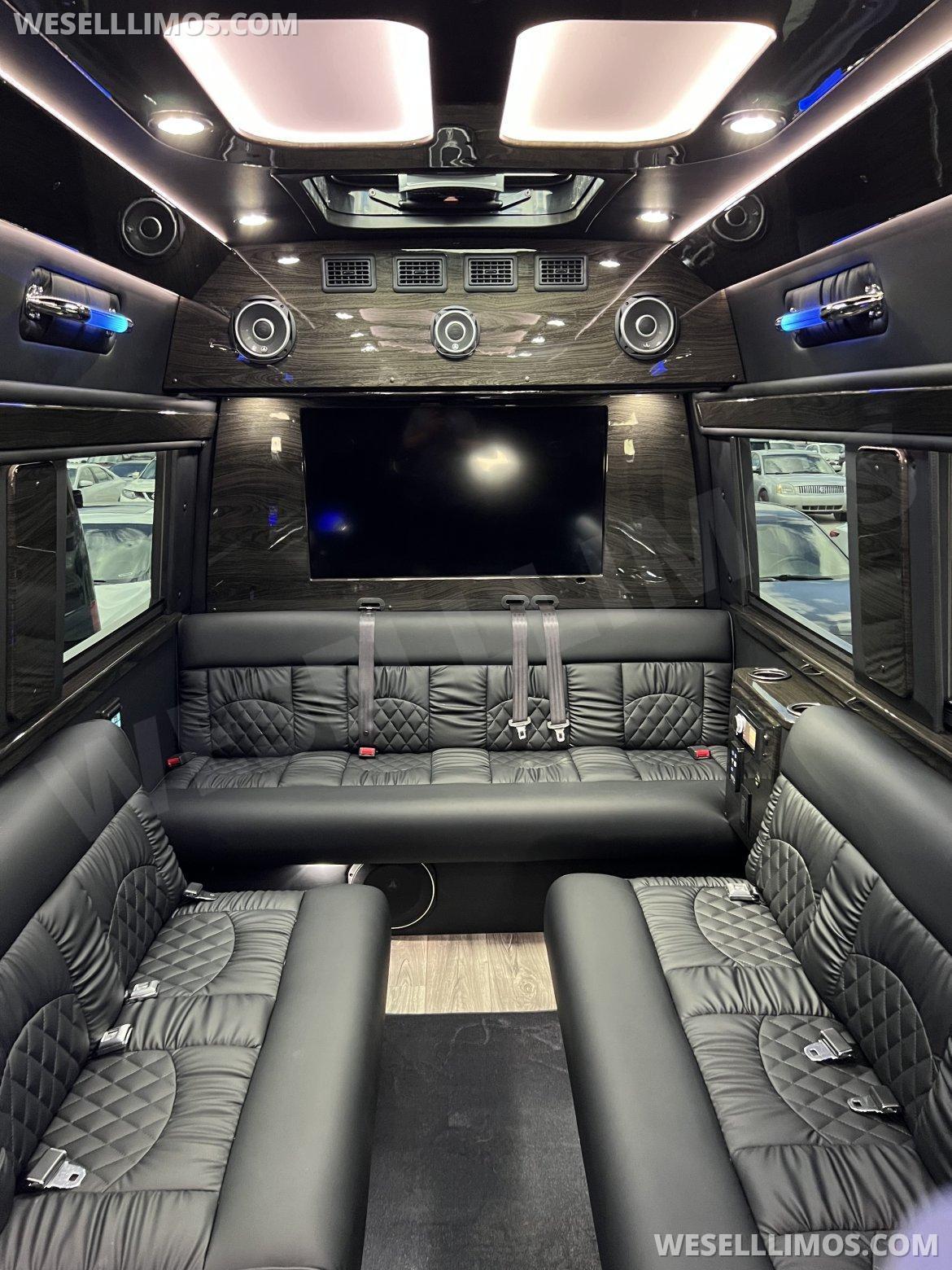 Limousine for Sale in Fresno, CA - Photo 2