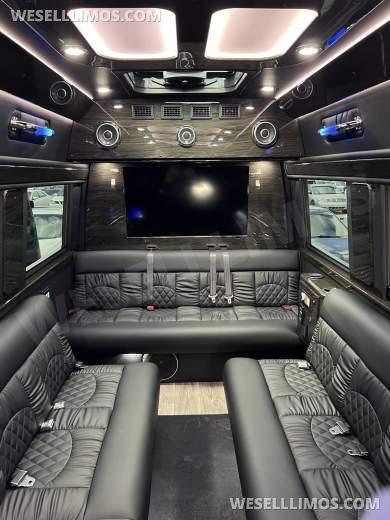 2022 MERCEDES Sprinter Limousine for Sale in Fresno, CA - Photo 2