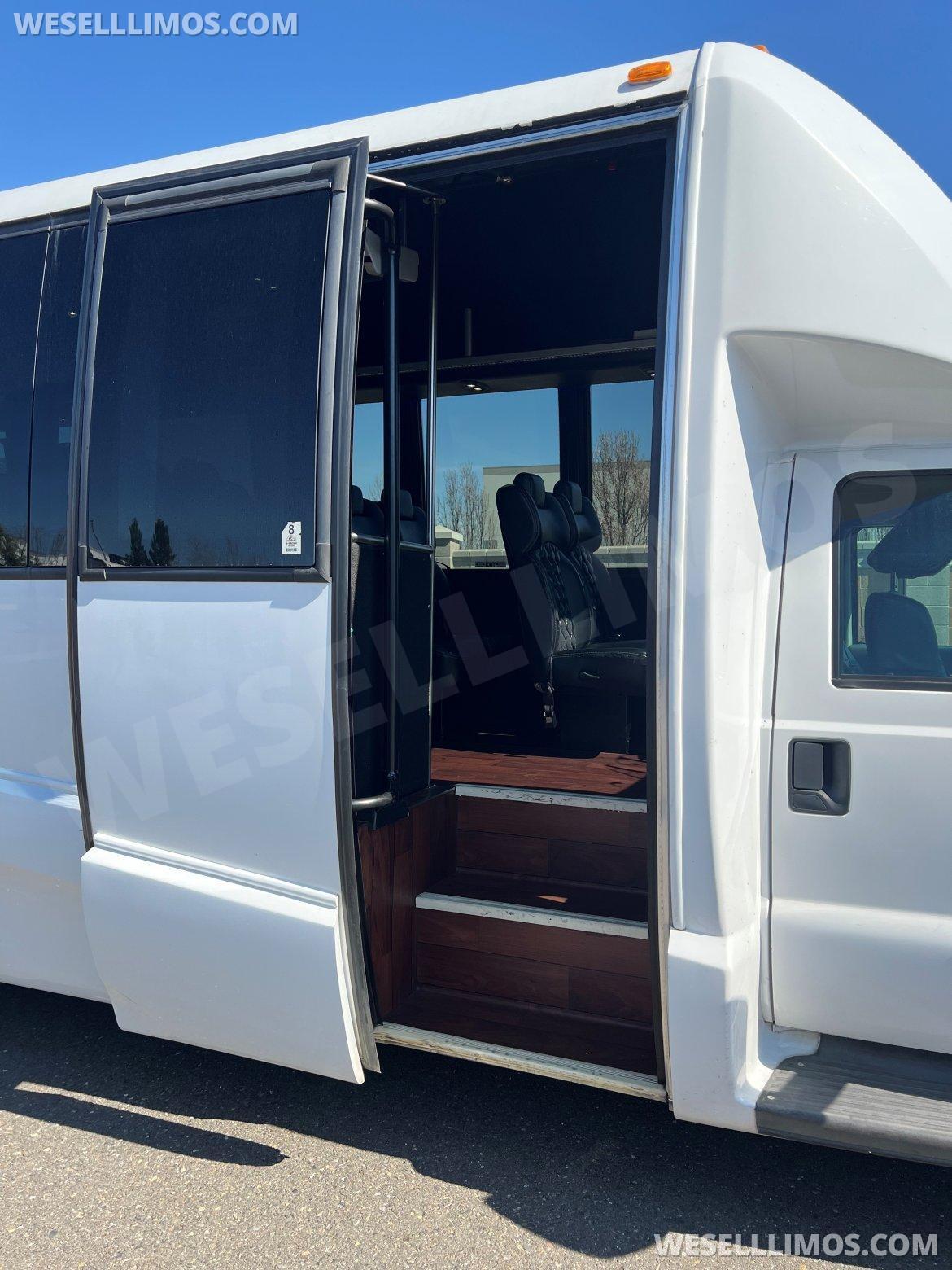 Executive Shuttle for Sale in Sacramento, CA - Photo 4
