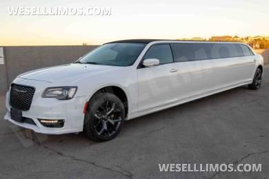 2021 Chrysler 300 Limousine for Sale in Las Vegas, NV - Main Photo
