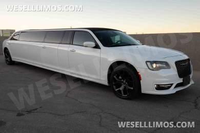 2021 Chrysler 300 Limousine - Limousine for Sale in Las Vegas, NV - Photo 7
