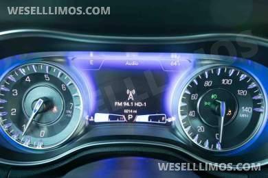 2021 Chrysler 300 Limousine - Limousine for Sale in Las Vegas, NV - Photo 13