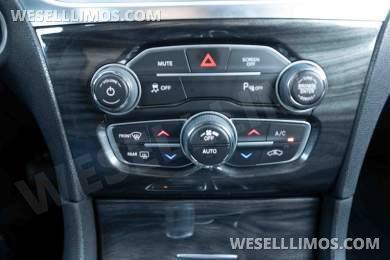 2021 Chrysler 300 Limousine - Limousine for Sale in Las Vegas, NV - Photo 15