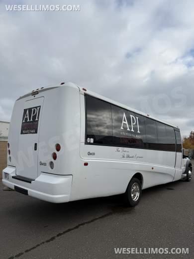 2015 Grech Ford F-550 Executive Shuttle - Executive Shuttle for Sale in Sacramento, CA - Photo 4