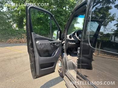 2021 Executive Coach Mercedes Sprinter Sprinter - Sprinter for Sale in Baldwin, NY - Photo 12