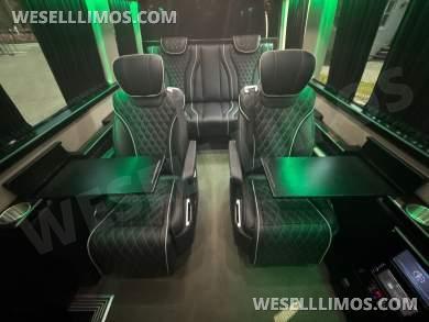 2021 Executive Coach Mercedes Sprinter Sprinter - Sprinter for Sale in Baldwin, NY - Photo 29