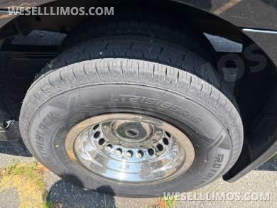 2021 Executive Coach Mercedes Sprinter Sprinter - Sprinter for Sale in Baldwin, NY - Photo 33