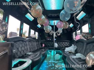 2012 Tiffany Ford Super duty E4 50 Limo Bus - Limo Bus for Sale in Lakeside, CA - Photo 7