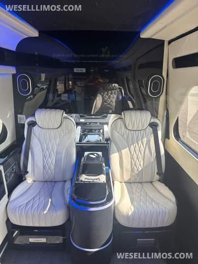 2024 Limos by Moonlight Mercedes Sprinter 3500 XD Sprinter - Sprinter for Sale in Columbus, OH - Photo 5