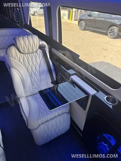 2024 Limos by Moonlight Mercedes Sprinter 3500 XD Sprinter - Sprinter for Sale in Columbus, OH - Photo 10