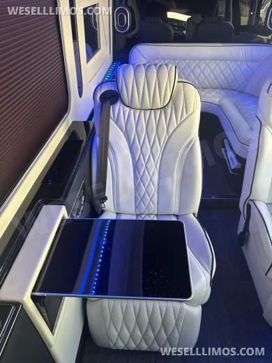 2024 Limos by Moonlight Mercedes Sprinter 3500 XD Sprinter - Sprinter for Sale in Columbus, OH - Photo 11