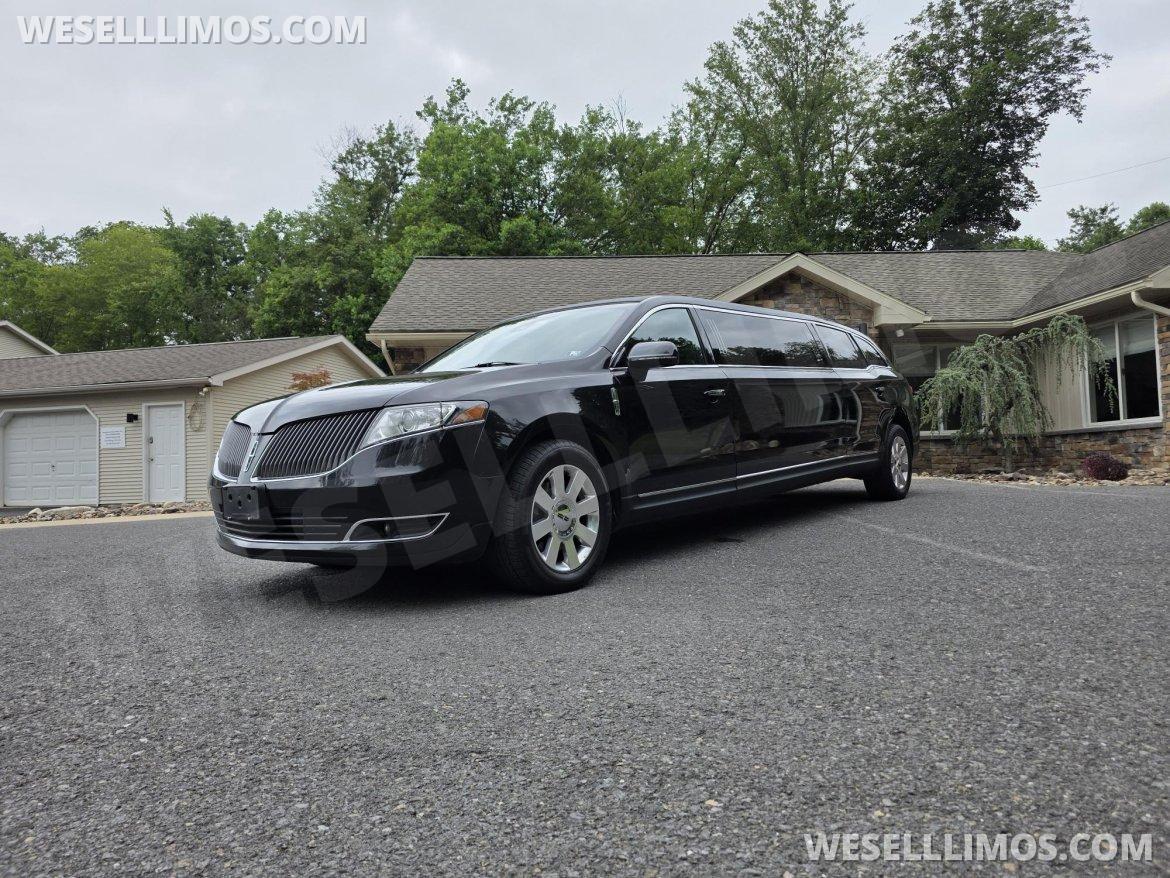 Limousine for Sale in Northumberland, PA - Main Photo