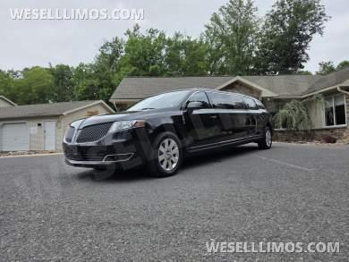 2014 Lincoln MKT Limousine for Sale in Northumberland, PA - Main Photo