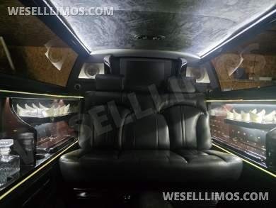 2014 Executive Coach Builders 72in Lincoln MKT Limousine - Limousine for Sale in Northumberland, PA - Photo 22