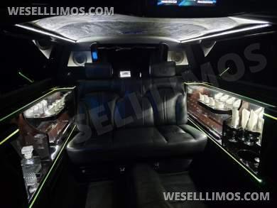 2014 Executive Coach Builders 72in Lincoln MKT Limousine - Limousine for Sale in Northumberland, PA - Photo 24