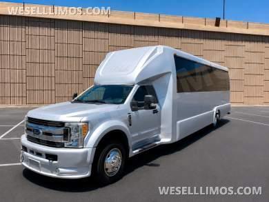 2017 Ford F-550 Executive Coach Builder 31 Passenger Gasoline Engine Executive Shuttle Bus - Executive Shuttle for Sale in Las Vegas, NV - Photo 19