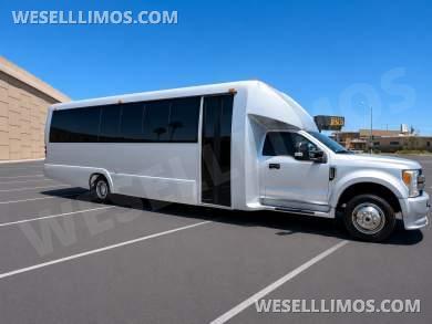 2017 Ford F-550 Executive Coach Builder 31 Passenger Gasoline Engine Executive Shuttle Bus - Executive Shuttle for Sale in Las Vegas, NV - Photo 21