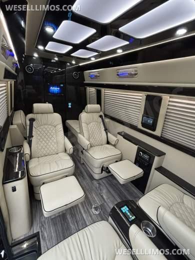 2021 Mercedes Sprinter 3500 Business Class Sprinter for Sale in Richmond, VA - Photo 2