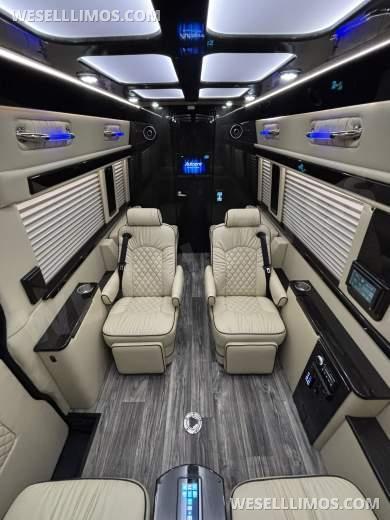 2021 Midwest Automotive Designs Mercedes Sprinter 3500 Business Class - Sprinter for Sale in Richmond, VA - Photo 4