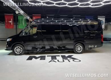 2021 Midwest Automotive Designs Mercedes Sprinter 3500 Business Class - Sprinter for Sale in Richmond, VA - Photo 10