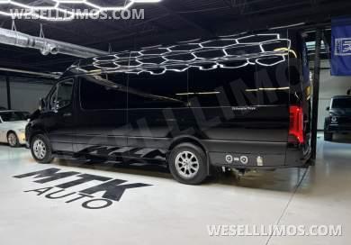 2021 Midwest Automotive Designs Mercedes Sprinter 3500 Business Class - Sprinter for Sale in Richmond, VA - Photo 12