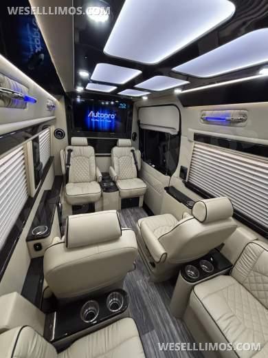 2021 Midwest Automotive Designs Mercedes Sprinter 3500 Business Class - Sprinter for Sale in Richmond, VA - Photo 18