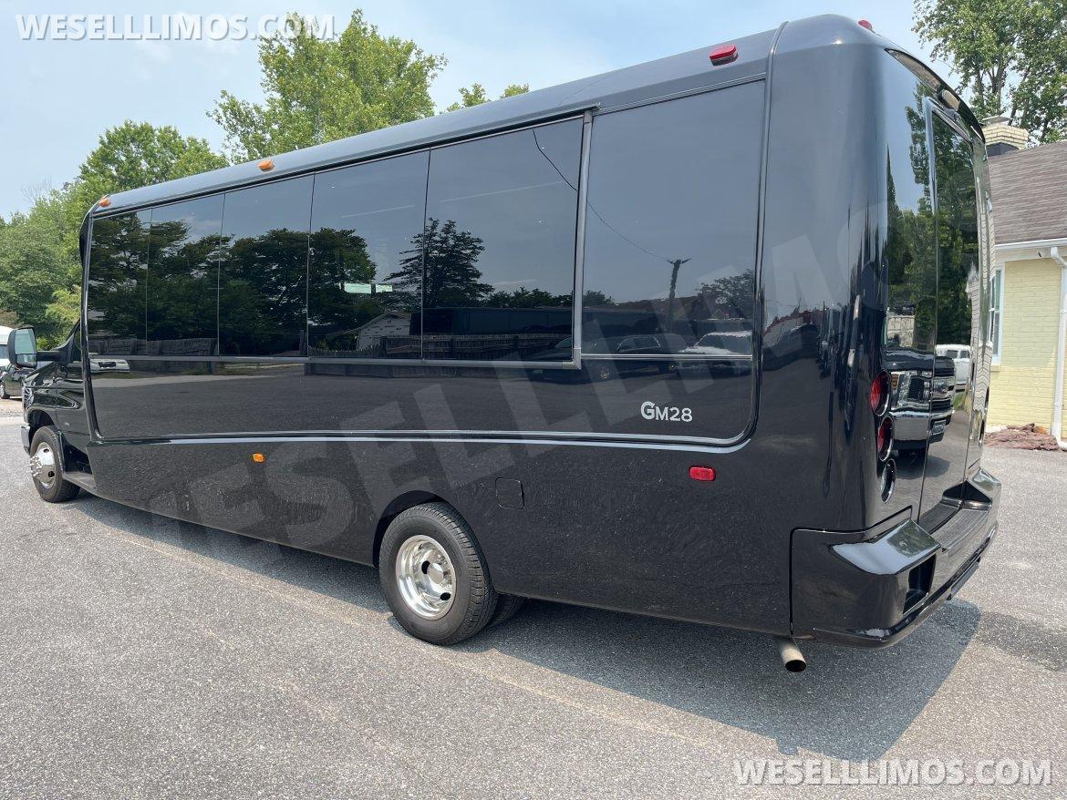 Executive Shuttle for Sale in Pasadena, MD - Photo 4