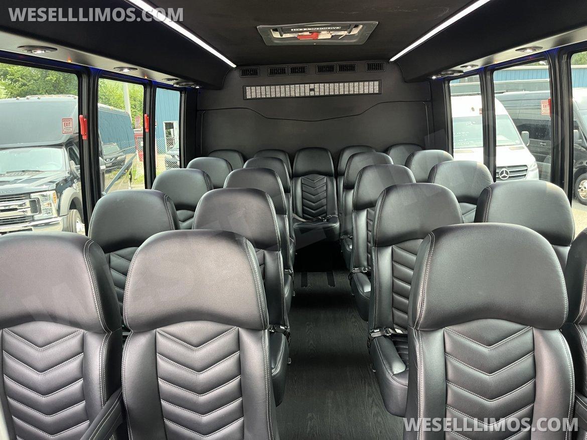 Executive Shuttle for Sale in Pasadena, MD - Photo 6