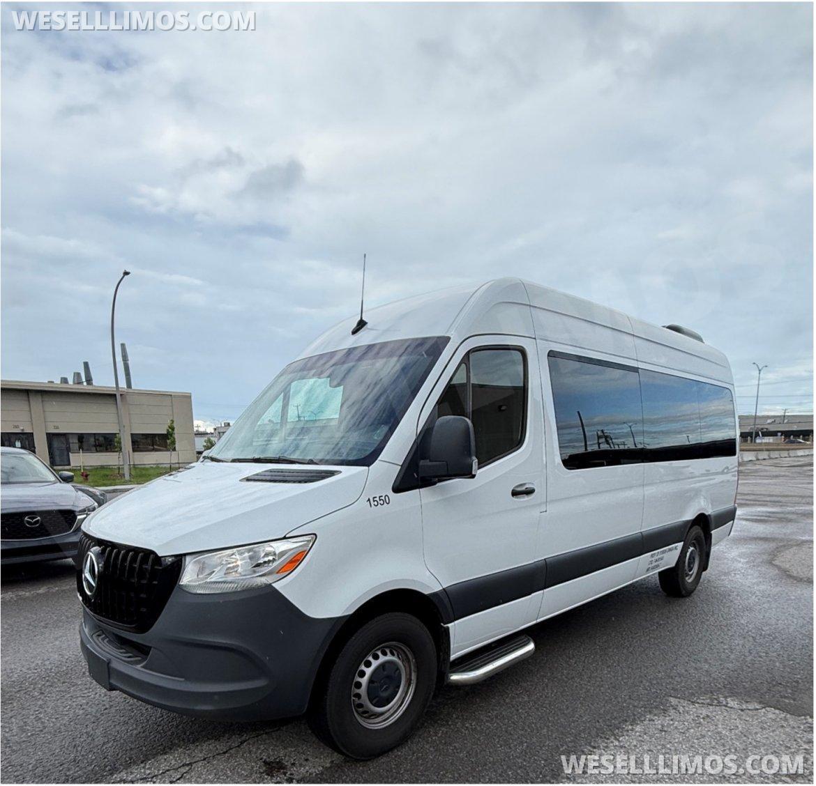 Limo Bus for Sale in Champlain, NY - Photo 2