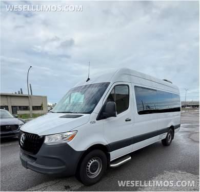 2022 Mercedes-Benz Sprinter 2500 Limo Bus for Sale in Champlain, NY - Photo 2