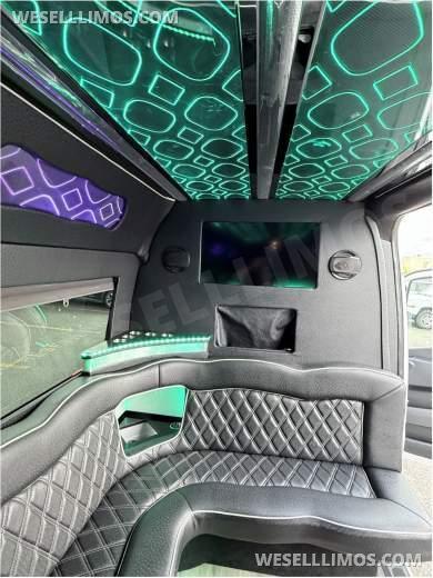 2022 Mercedes-Benz Sprinter 2500 Limo Bus - Limo Bus for Sale in Champlain, NY - Photo 4