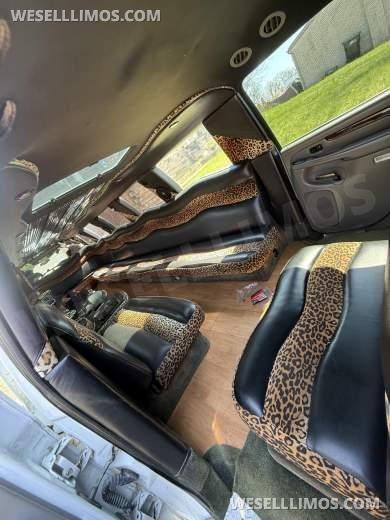 2003 Cadillac Escalade SUV Stretch for Sale in Allison Park, PA - Photo 2