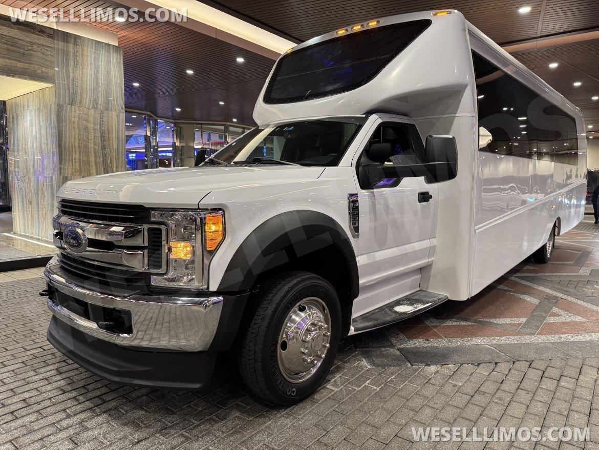 Executive Shuttle for Sale in Egg harbor twp, NJ - Photo 2