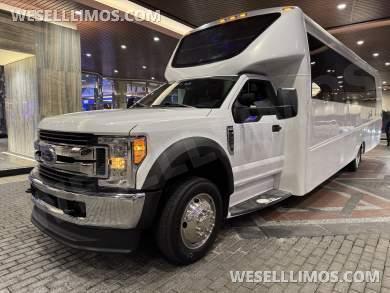 2017 Ford F550 Executive Shuttle for Sale in Egg harbor twp, NJ - Photo 2
