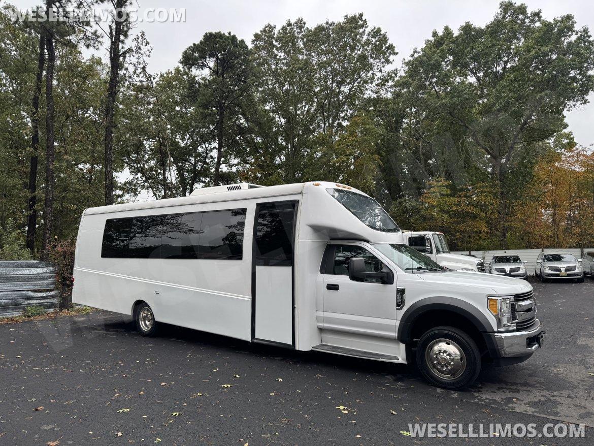 Executive Shuttle for Sale in Egg harbor twp, NJ - Main Photo