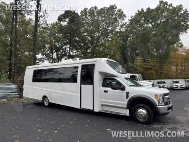 2017 Ford F550 Executive Shuttle for Sale in Egg harbor twp, NJ - Main Photo