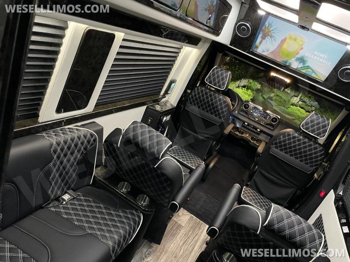 Sprinter for Sale in Elkhart, IN - Photo 3