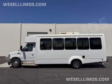2022 SPV Conversions Ford E450 Super Duty Party Bus Limo Bus - Limo Bus for Sale in Anaheim, CA - Photo 26