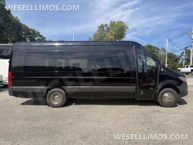2019 LA West Mercedes Benz Sprinter 3500 170 ext - Sprinter for Sale in Westport, Massachusetts, United States - Photo 15