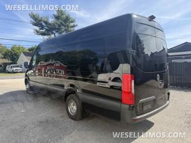 2019 LA West Mercedes Benz Sprinter 3500 170 ext - Sprinter for Sale in Westport, Massachusetts, United States - Photo 16