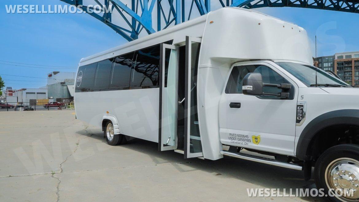 Limo Bus for Sale in Cleveland, OH - Photo 2