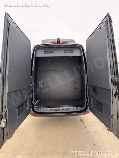 2025 SPV Conversions Mercedes-Benz Sprinter 3500 XD Sprinter - Sprinter for Sale in Anaheim, CA - Photo 19